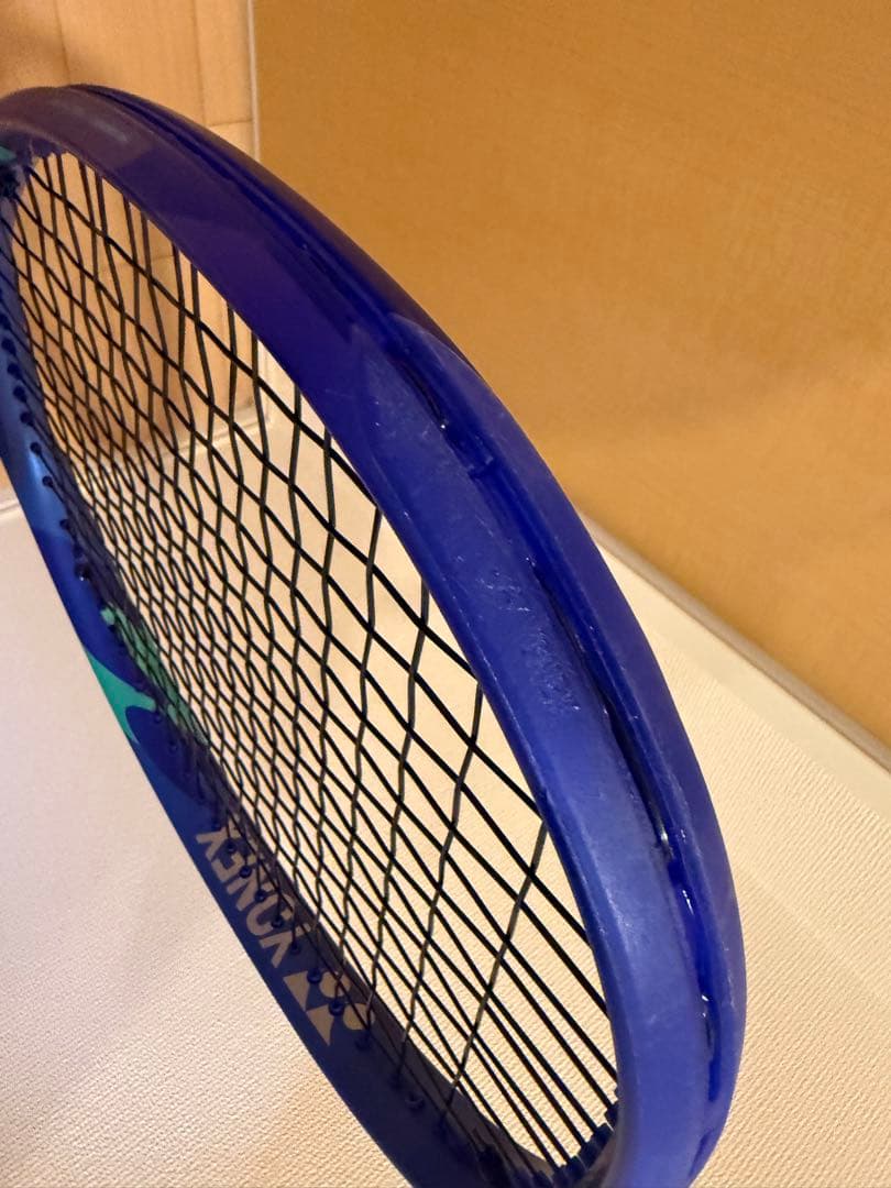 【美品】EZONE100 G2 2025モデル イーゾーン　100 YONEX