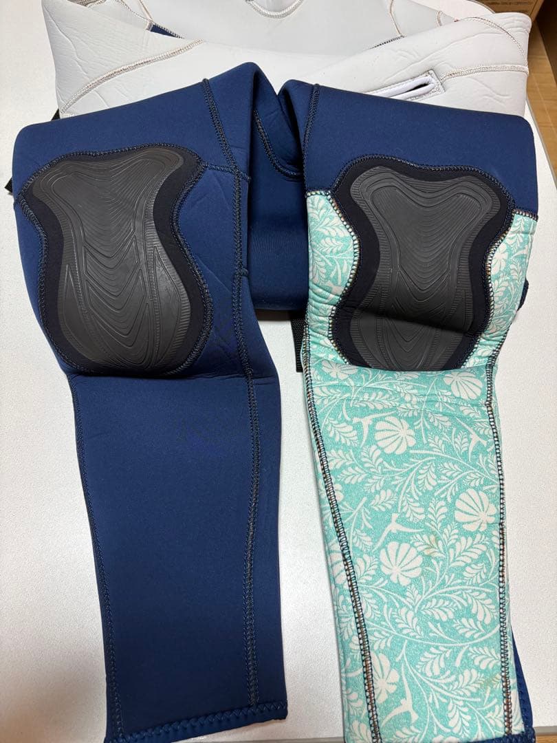 ココロア　ウエットスーツ5ミリ　ＭＳサイズ