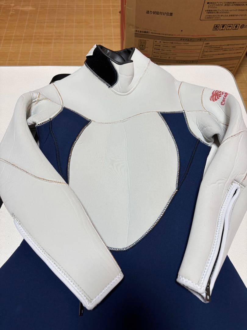 ココロア　ウエットスーツ5ミリ　ＭＳサイズ