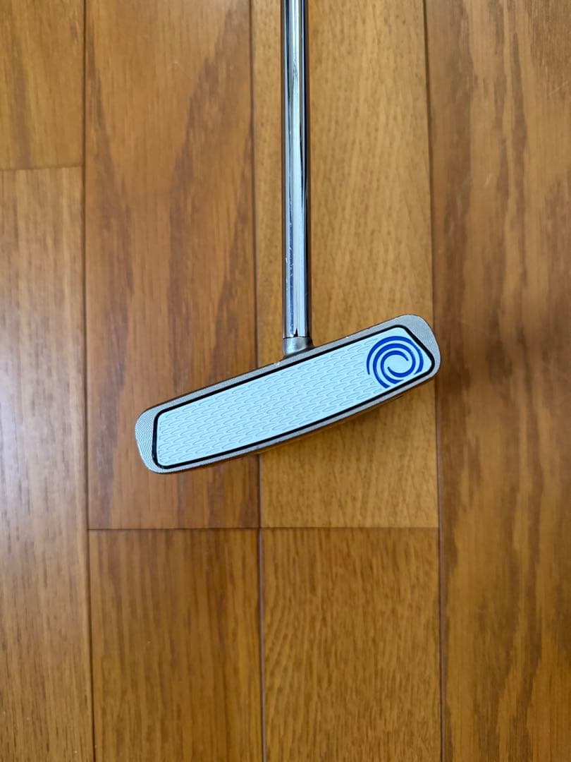 オデッセイ White Hot RX V-LINEセンターシャフトパター