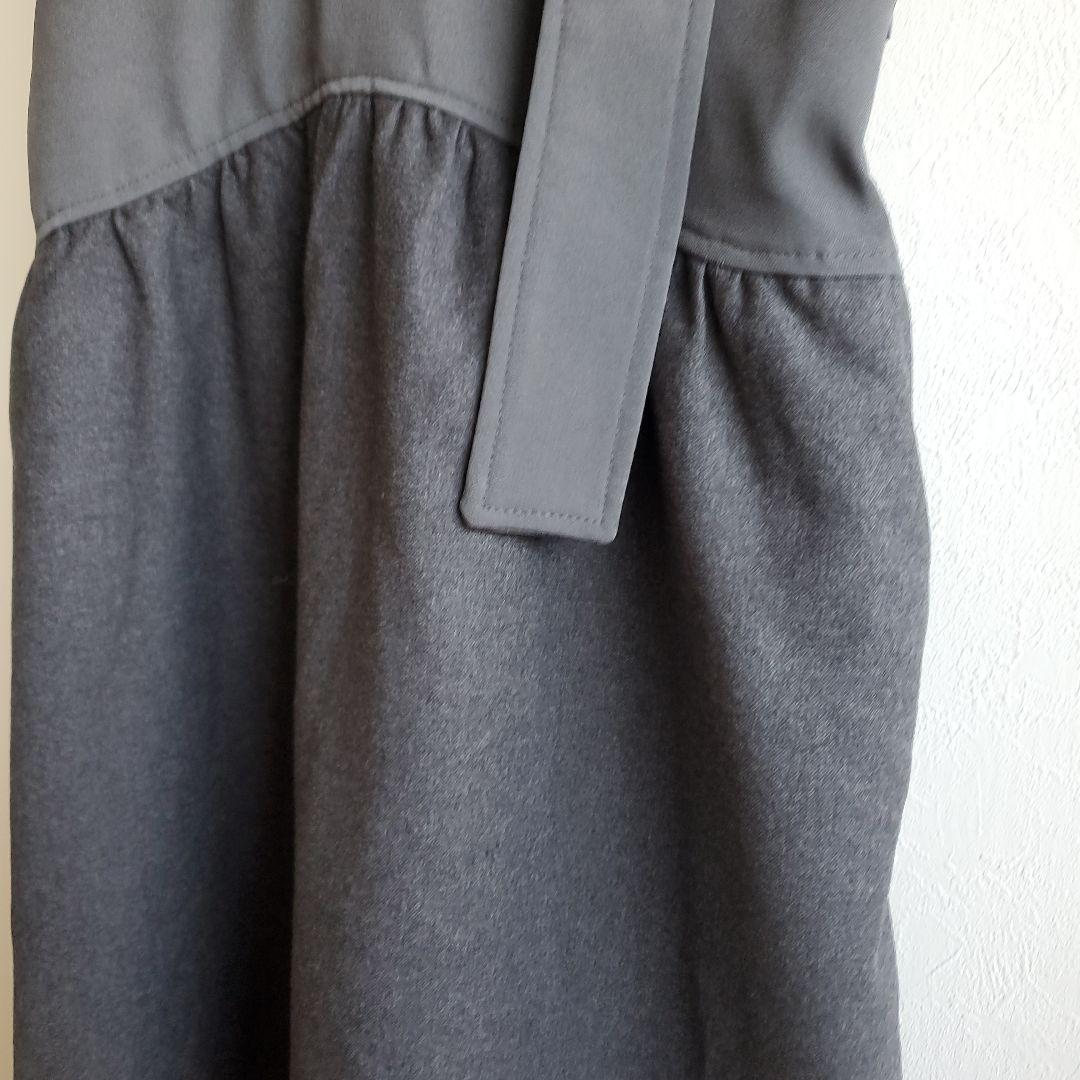 【タグ付き】アダムエロペ　ディープネックAラインワンピース　チャコールグレー