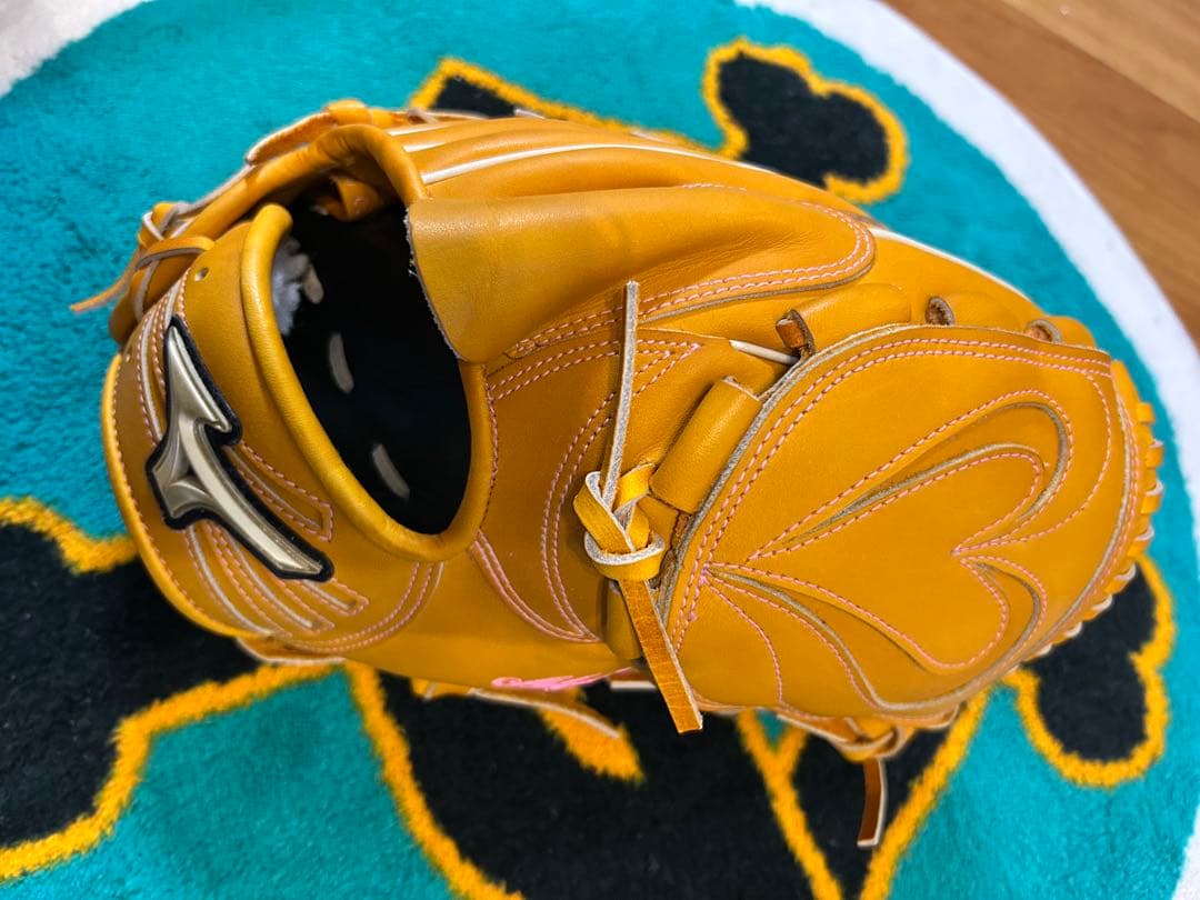 ミズノ グローバルエリートオーダー　軟式グローブ 投手用