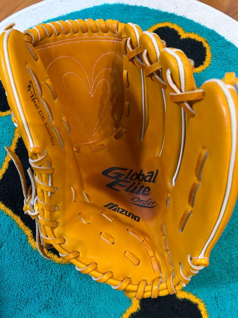 ミズノ グローバルエリートオーダー　軟式グローブ 投手用