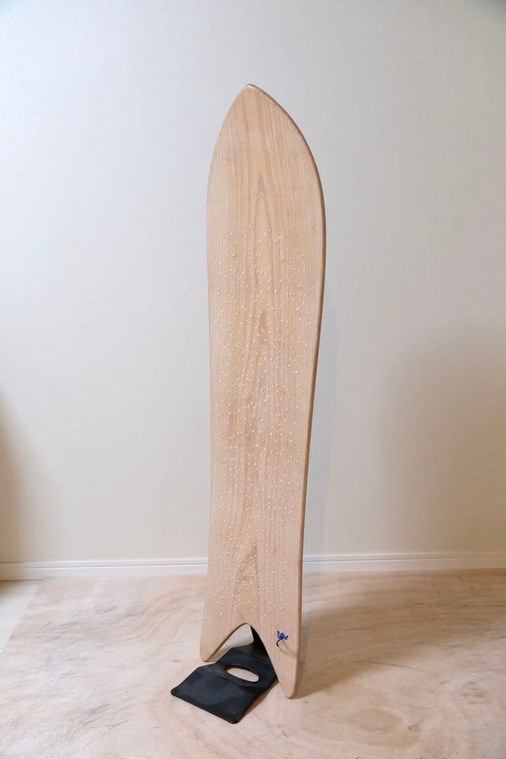 【送料無料】雪板完成品（スノートイtoy）長さ133.5cm【新品】