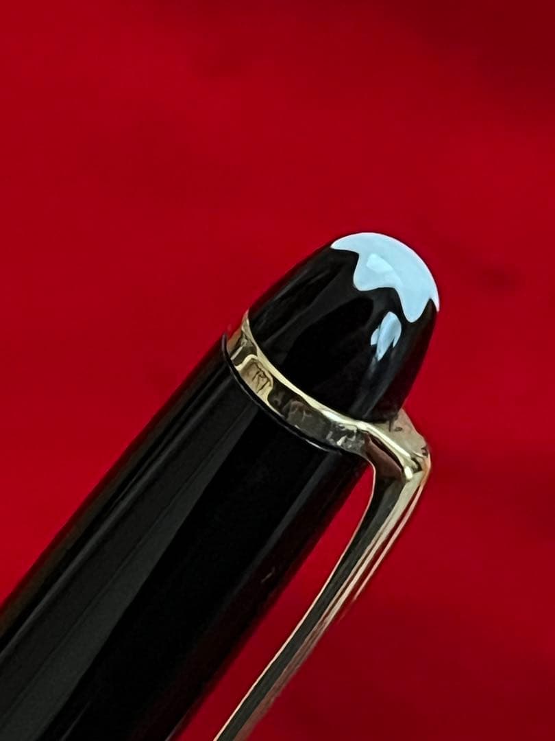 モンブランボールペン マイスターシュテュック164ゴールド‼️艶やかです‼️