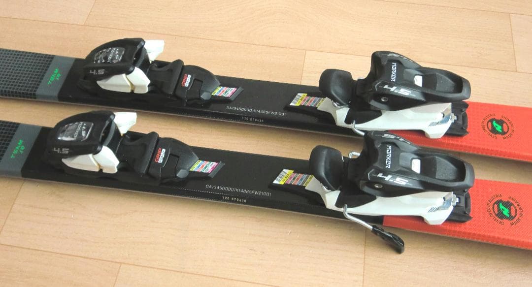 ■■送料無料■NORDICA■ジュニアスキーセット■板130靴23-23.5■■