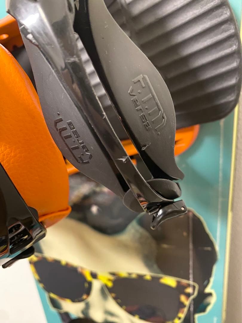 SALOMON スノーボード & FLUX バイン 147cm