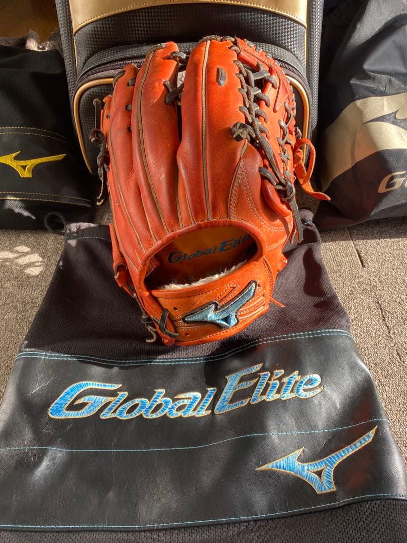【最終値下げ】Global Elite 軟式グローブ ダイバーシティロゴ限定品