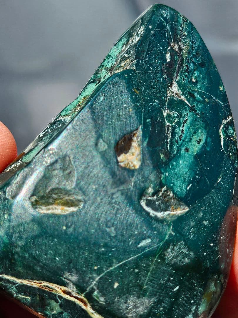 出雲の青石 原石