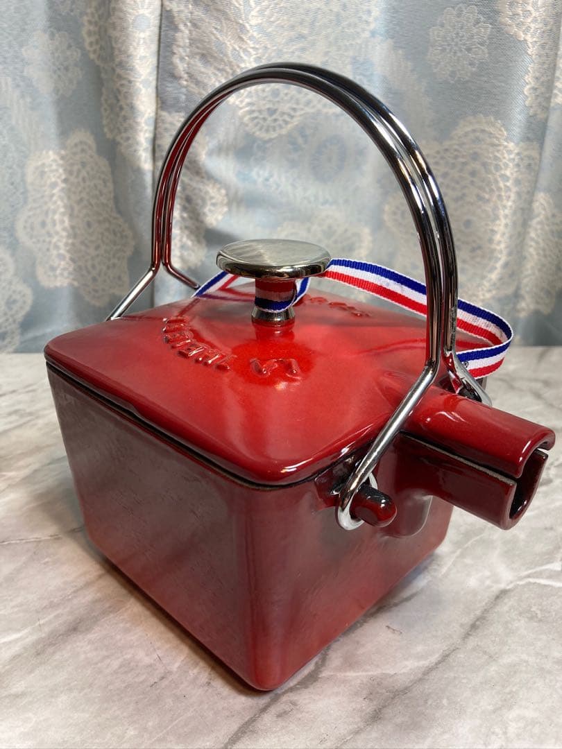 staub スクエアティーポット ストウブ　廃盤