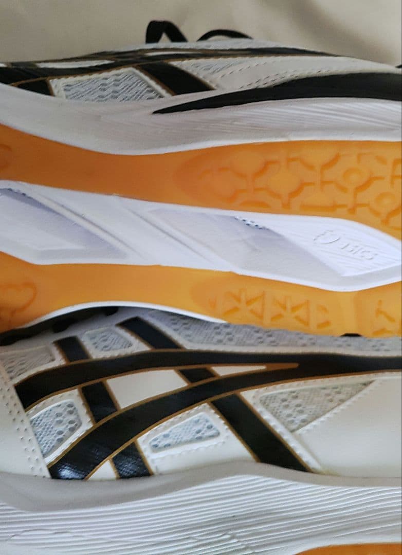 アシックス バレーボールシューズ ローテ ジャパンライト　ホワイト×ブラック