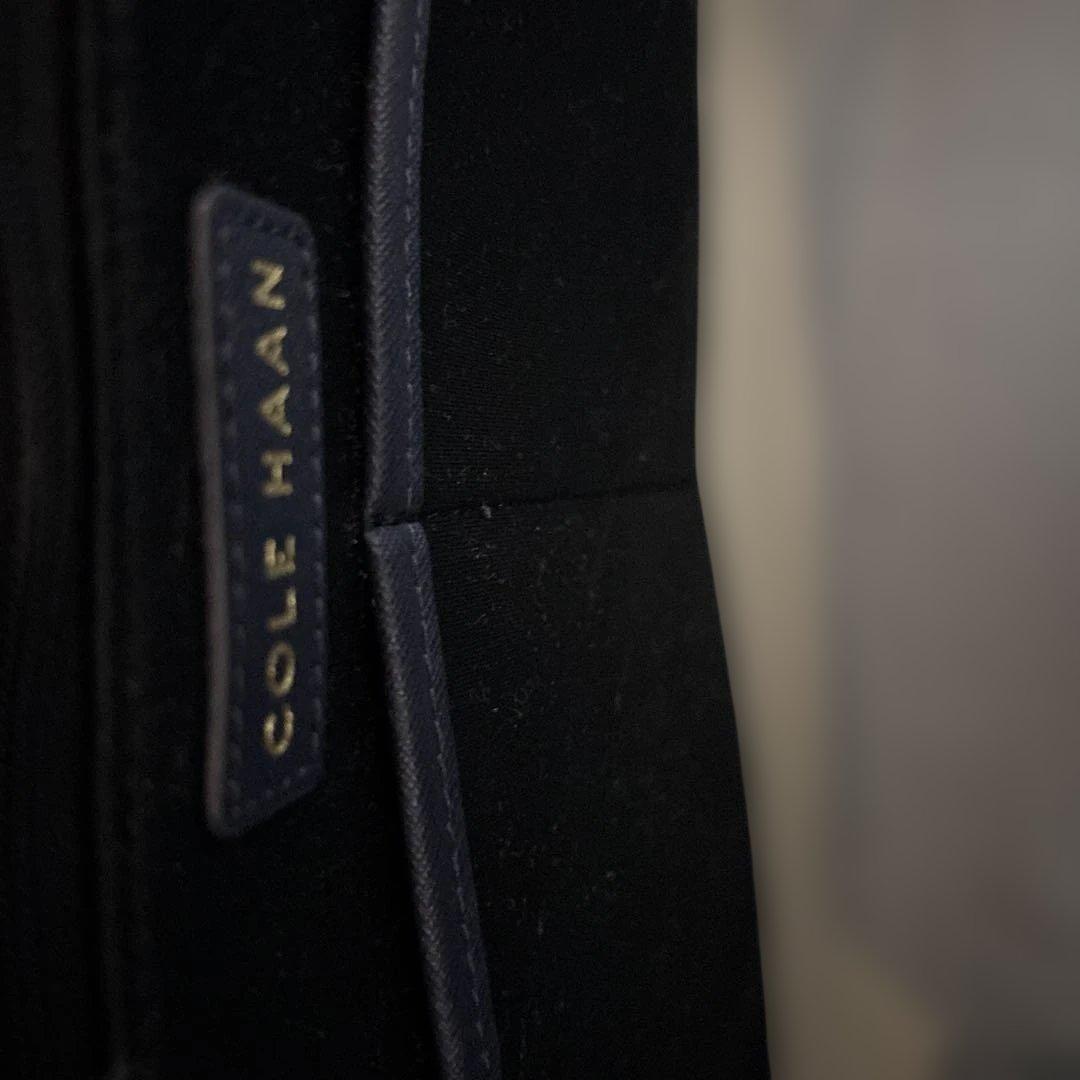 COLEHAAN 肩がけバック　ネイビー　袋付き