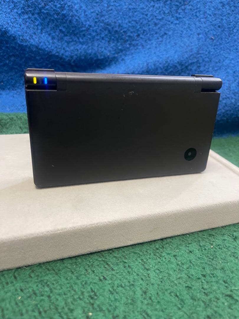 Nintendo DSi ブラック 本体 USB充電ケーブル付き