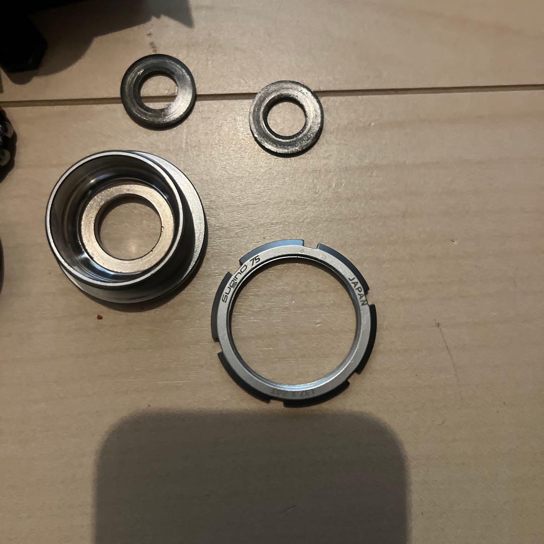 Sugino SG 75 Taper ボトムブラケット　スーパーラップ
