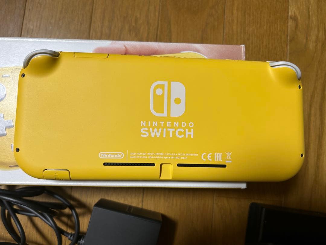 【ほぼ新品】Nintendo Switch Lite 充電スタンド・SD32gb