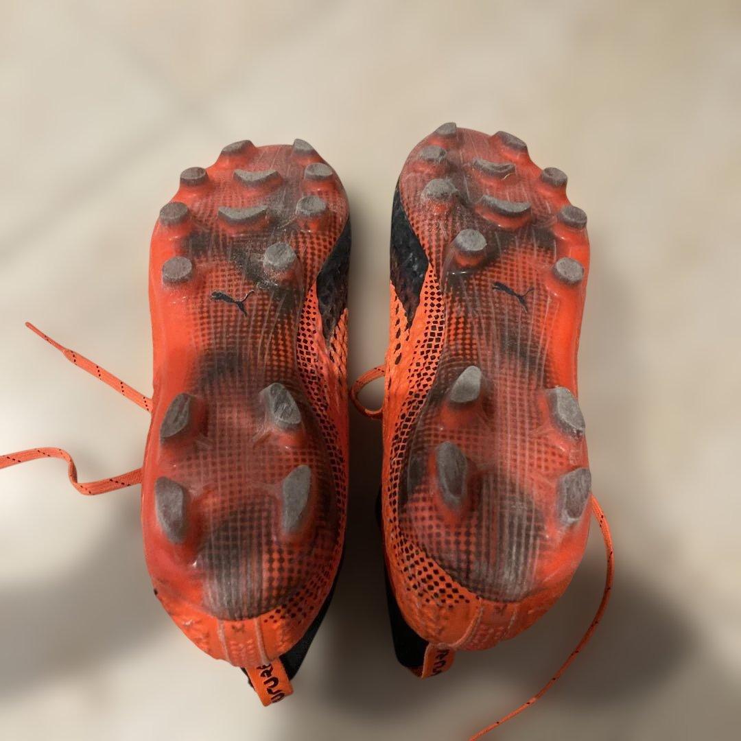 サッカー　スパイク　PUMA 28㎝