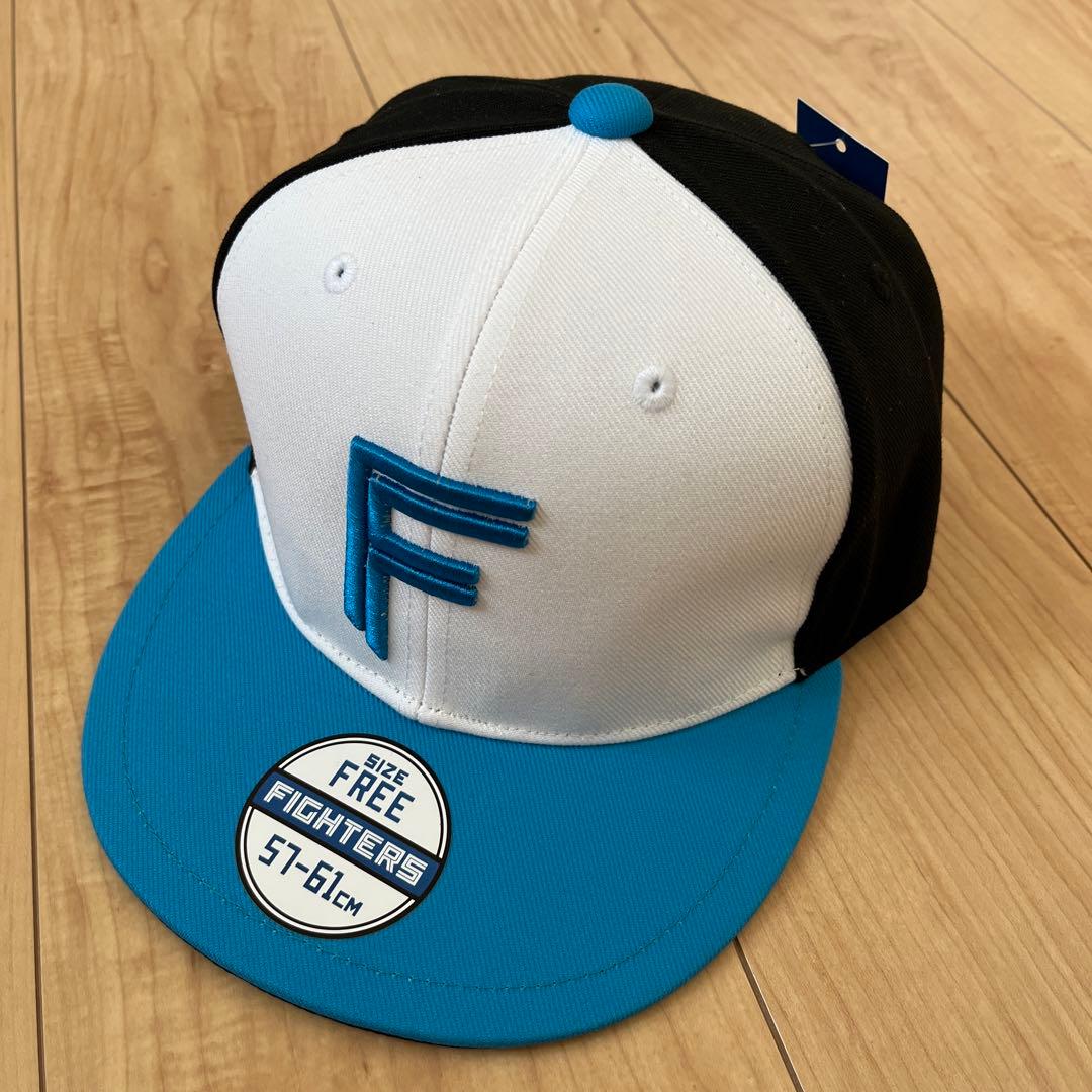 ファイターズ　エスコンフィールド　限定レプリカキャップ2025　新品