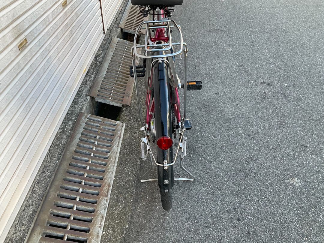 ヤマハ最新機種電動アシスト自転車チェアー26インチレッド系アルミボディー