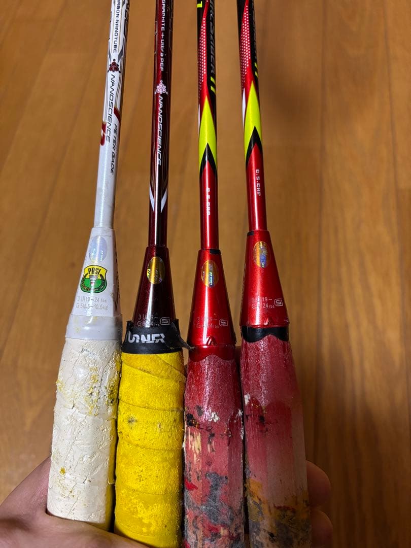 「RT-175893専用」バドミントンラケット 4本セット　ジャンク品