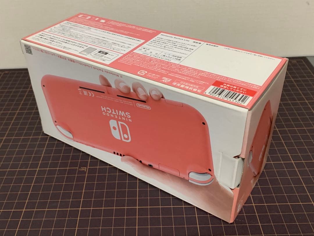 Nintendo Switch LITE コーラル ピンク