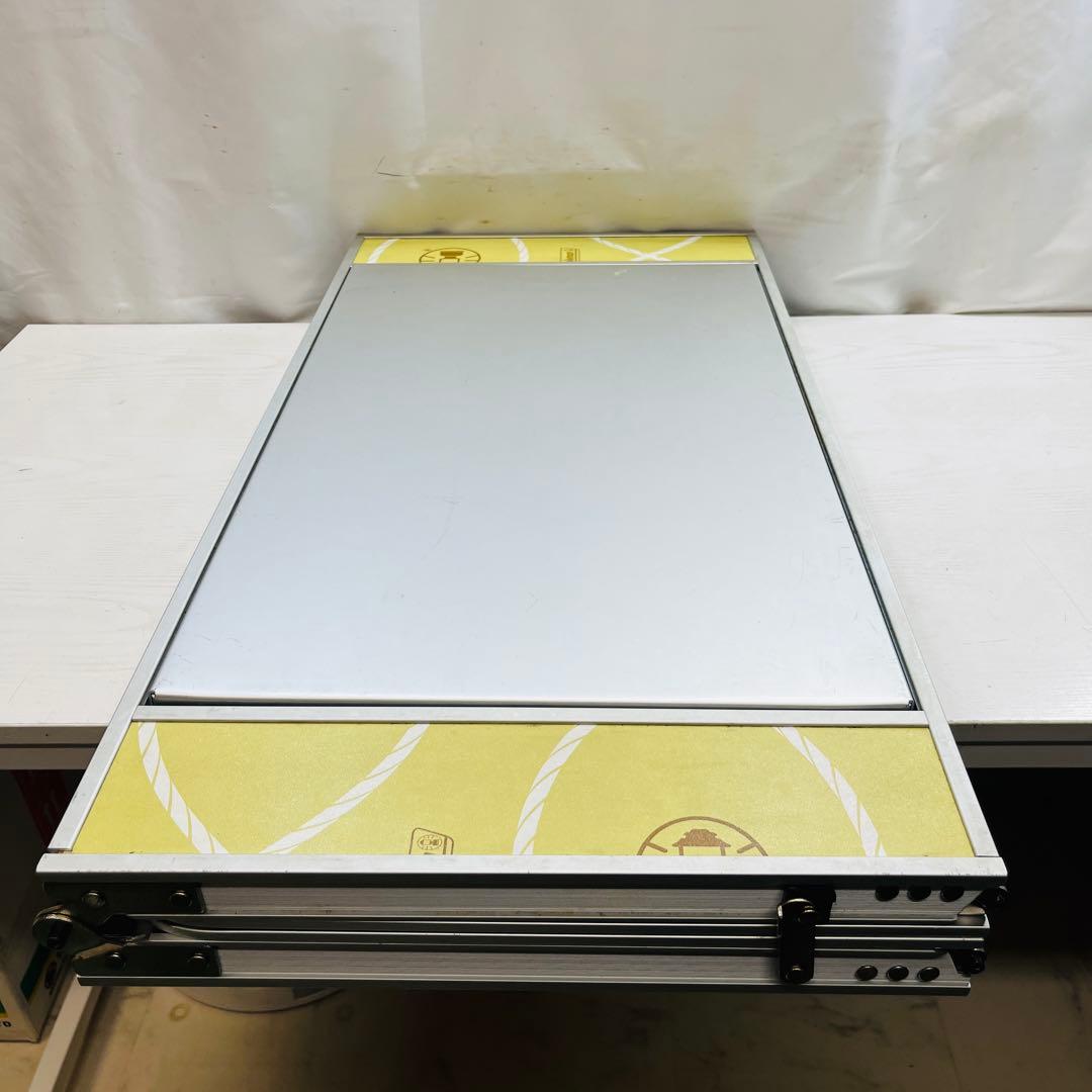 コールマン　テーブル　スリム四折BBQテーブル　高さ2段階(30、70cm)