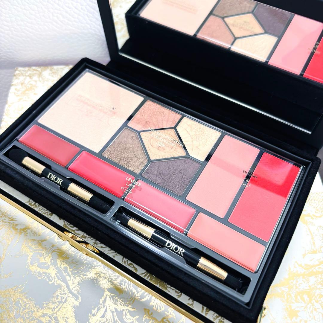 Dior 2022クリスマスコフレ　エクラン クチュール マルチユース　パレット