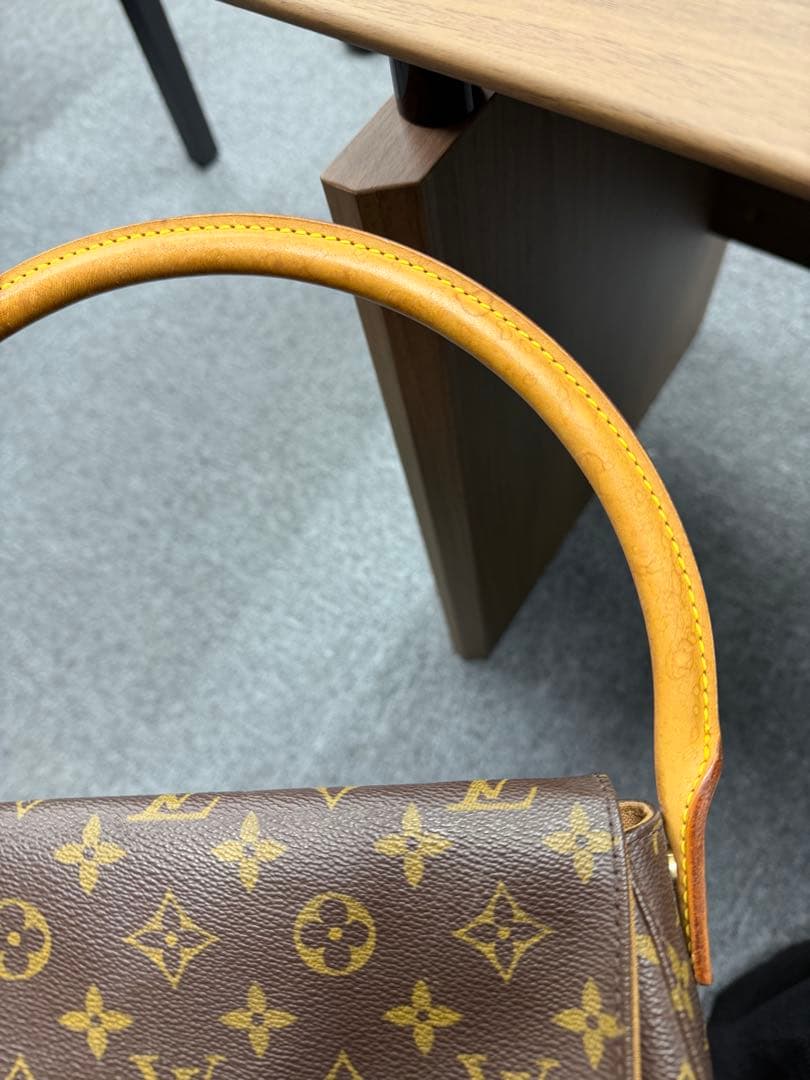【美品】LV ルイヴィトン モノグラムミニルーピング M11021 ハンドバッグ