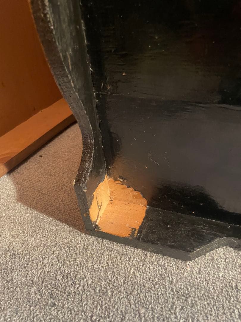 アンティーク　ハンドペイント 木製チェスト 花柄 トランク型収納　鋲打ち装飾