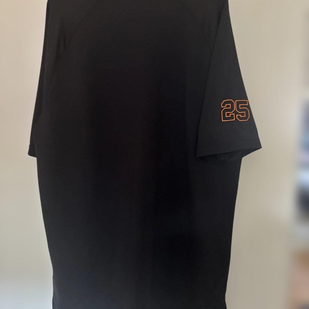 読売ジャイアンツNike ハイグレードシャツ練習着 25