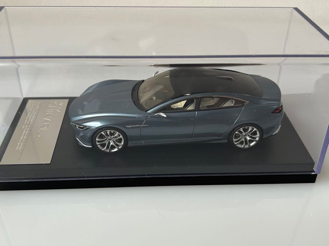 希少　MAZDA SHINARI 2010 ミニカー 1/43