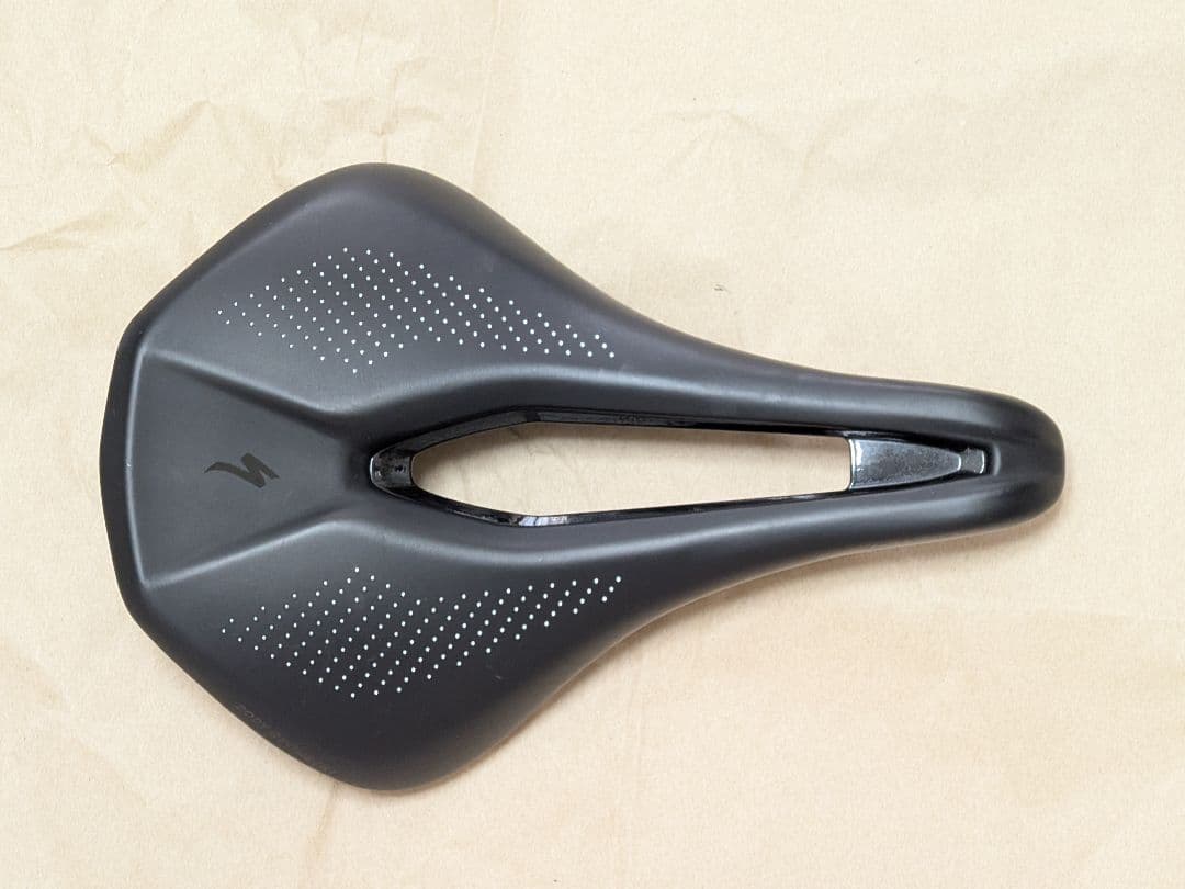 自転車アクセサリー、サドルほか色々