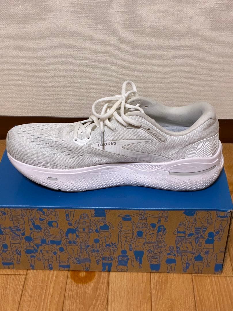 BROOKS ブルックス ゴーストマックス 28cm
