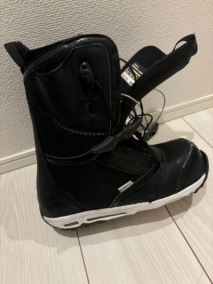 Burton Emerald-Asan Fit スノーボードブーツ　ブラック