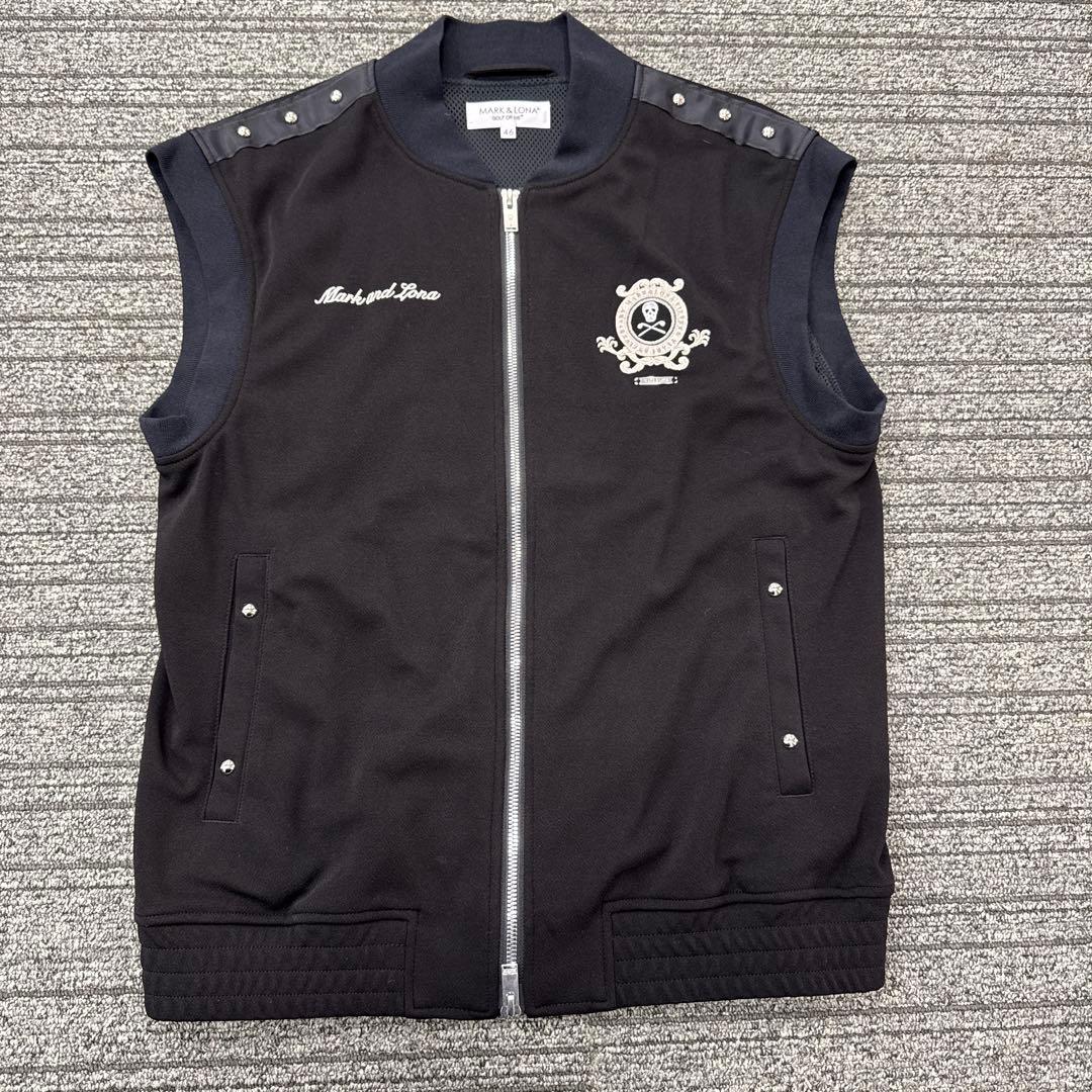 マークアンドロナ　上下セット　ベスト　スタッズ　黒
