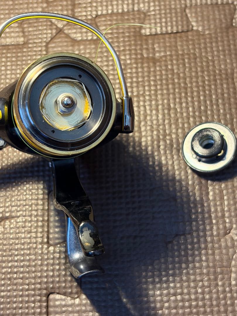 DAIWA PLAISO 2500H-LBD スピニングリール