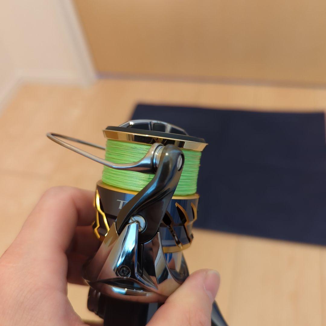 【美品】20ツインパワー　C3000MHG