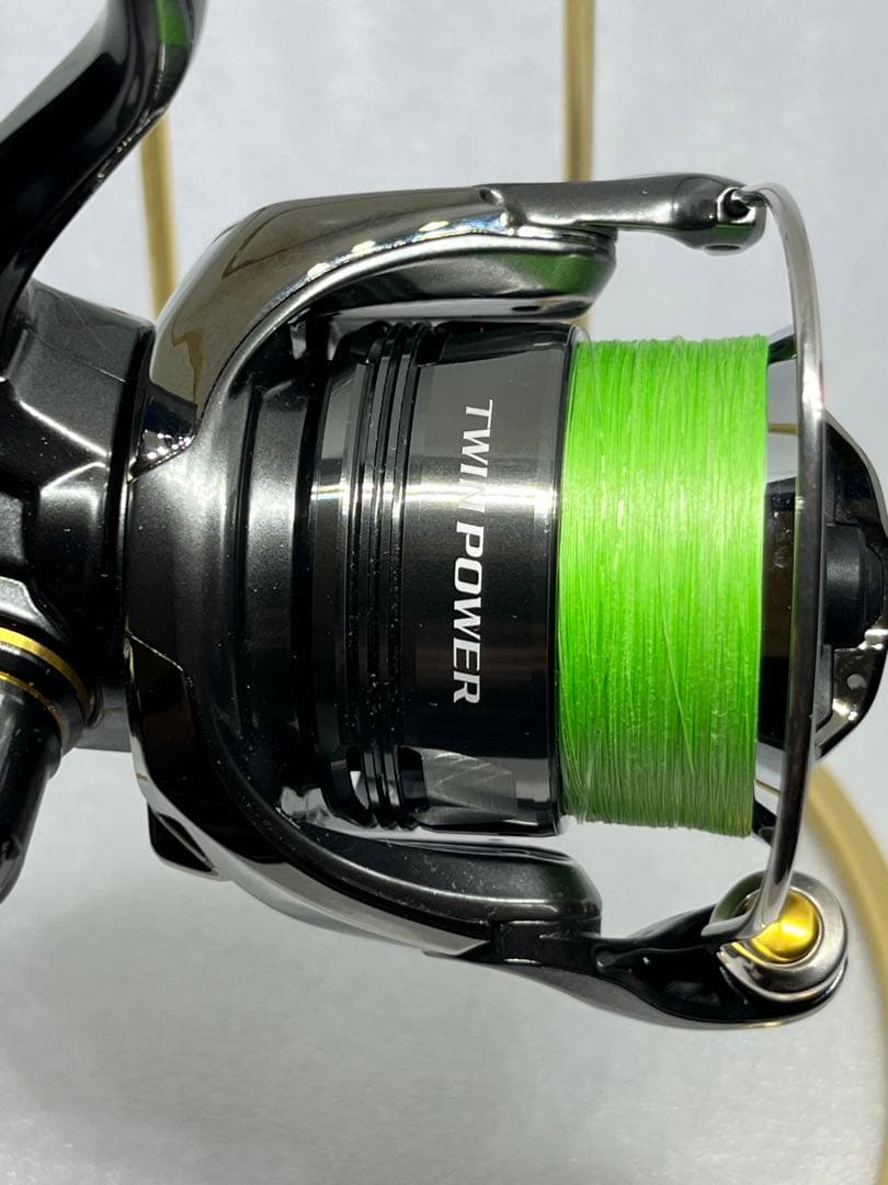 【超美品】SHIMANOシマノ24ツインパワーC2500SXG