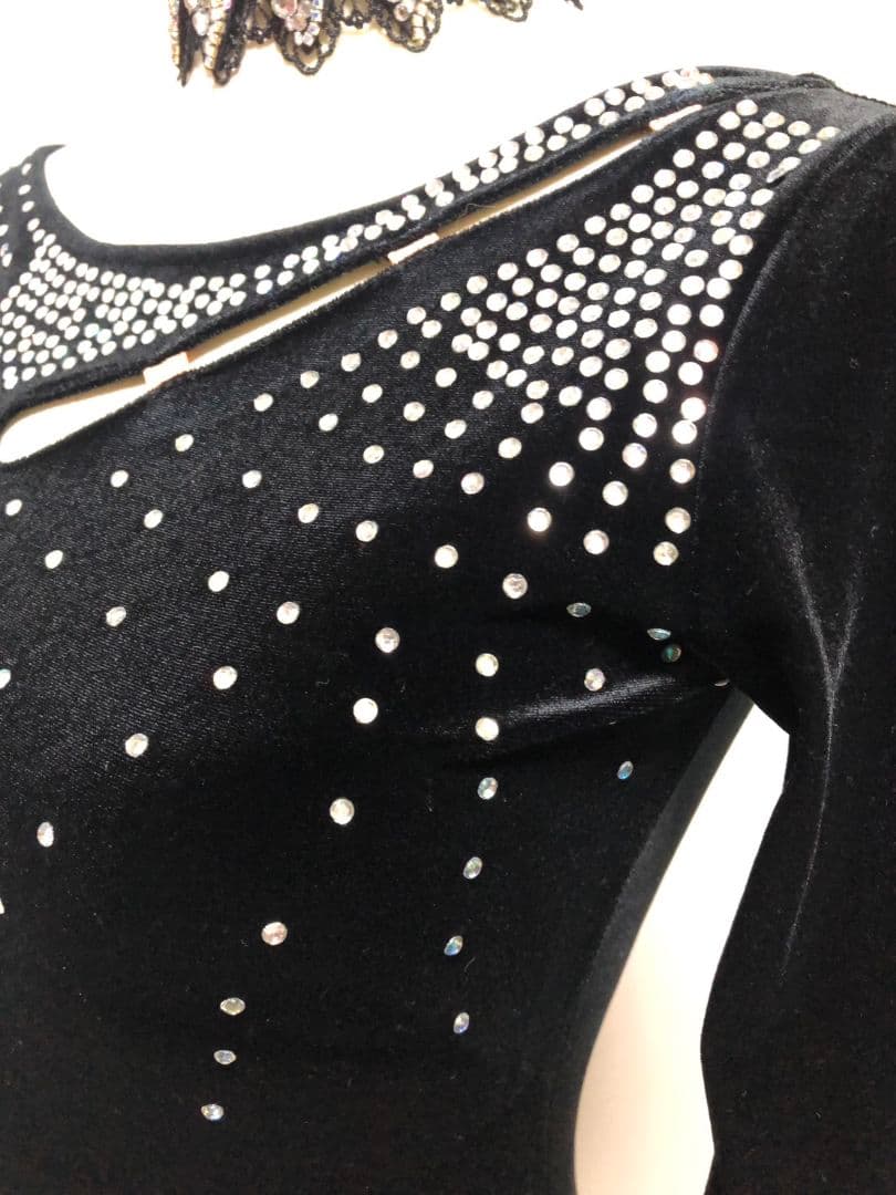 社交ダンスレッスン練習着パーティー発表会。ベロアビジュ裾ホースラテンドレス