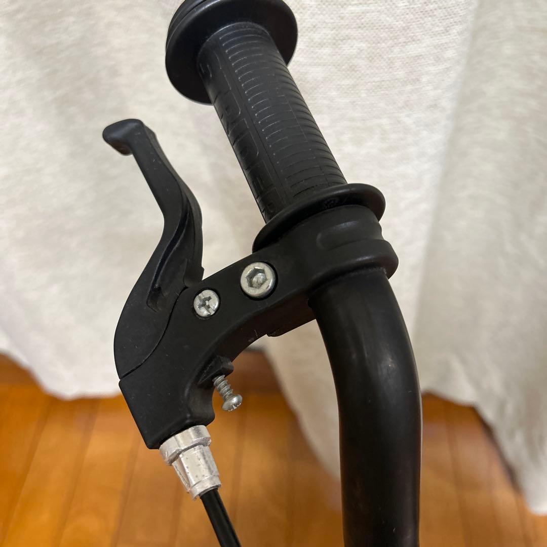 STRIDER14x 青　キックスタンド・未使用ペダル付き　空気入れ付き