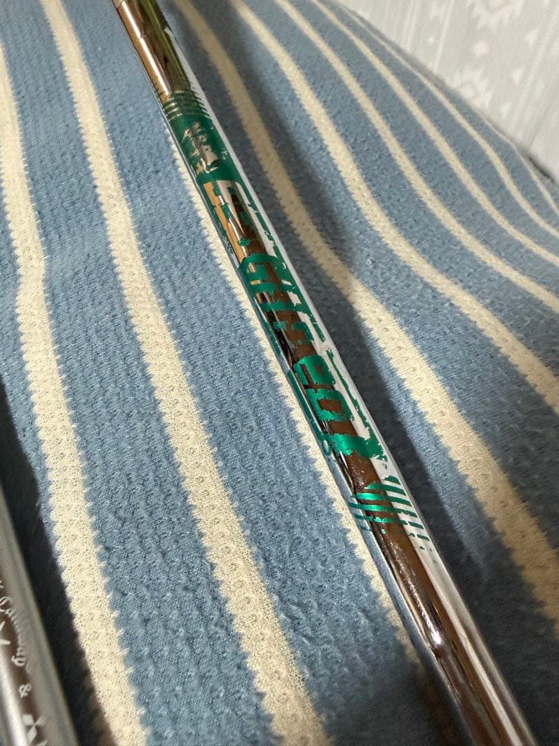 連休SALE中　キャロウェイ　マーベリック　アイアンセット