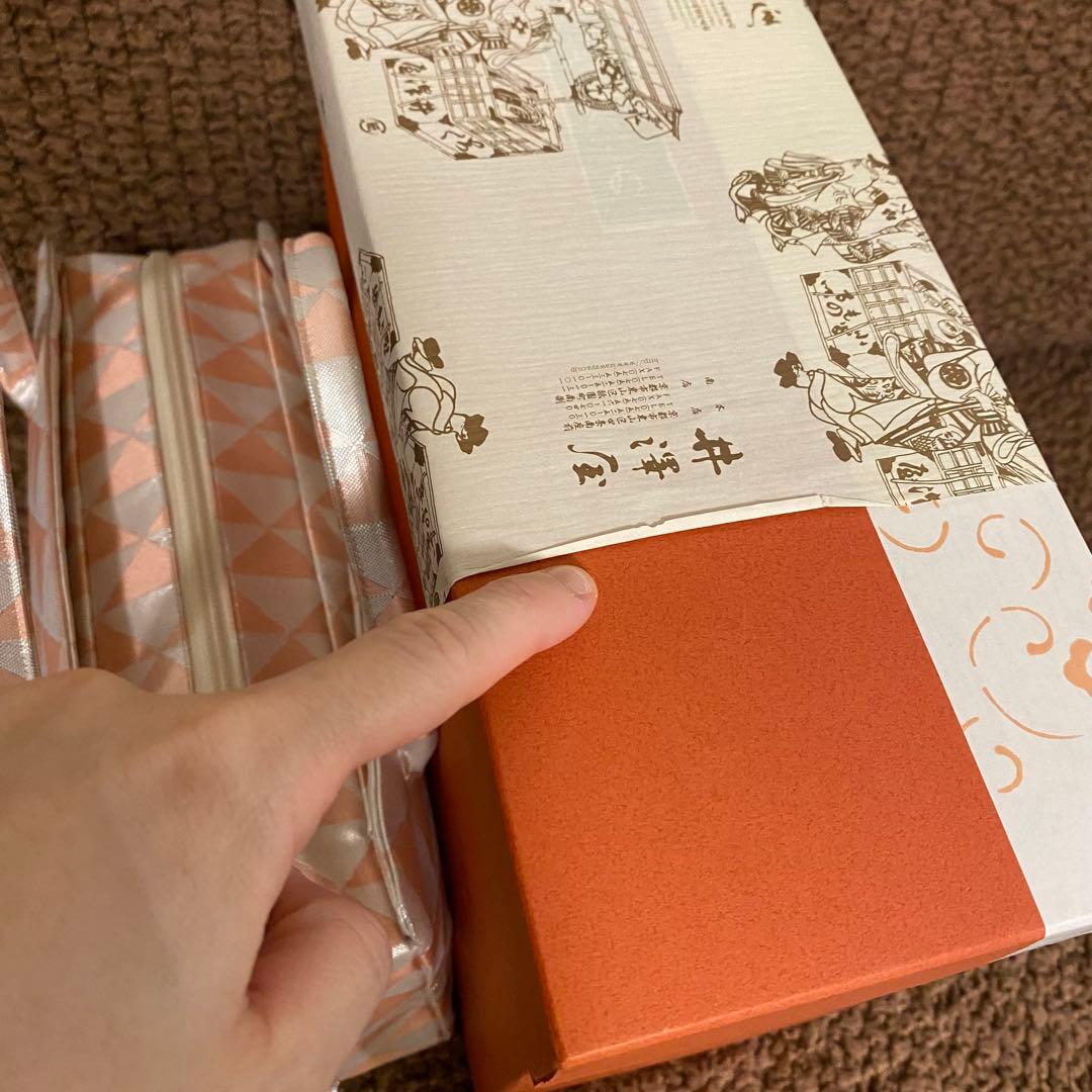 春様　利休バッグ　和装バッグ　井澤屋　鱗紋　ピンク×白　完売品