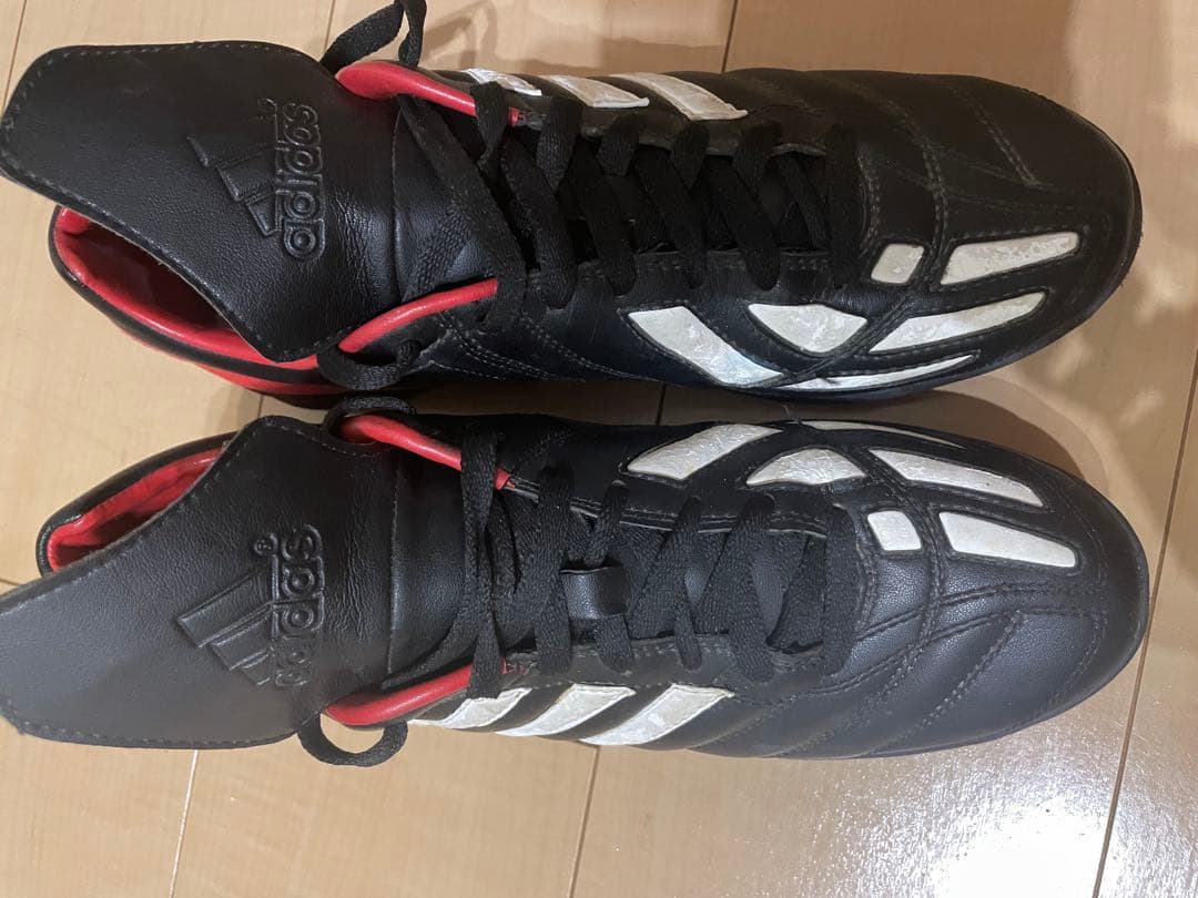 アディダス2002日韓w杯プレデターマニアTRXフットサルシューズ赤白黒27.5
