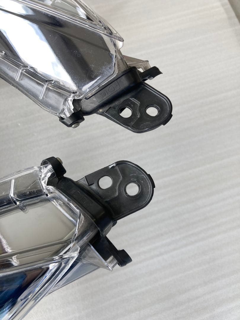 51プリウスヘッドライト 左右セット 8114547850 8118547850