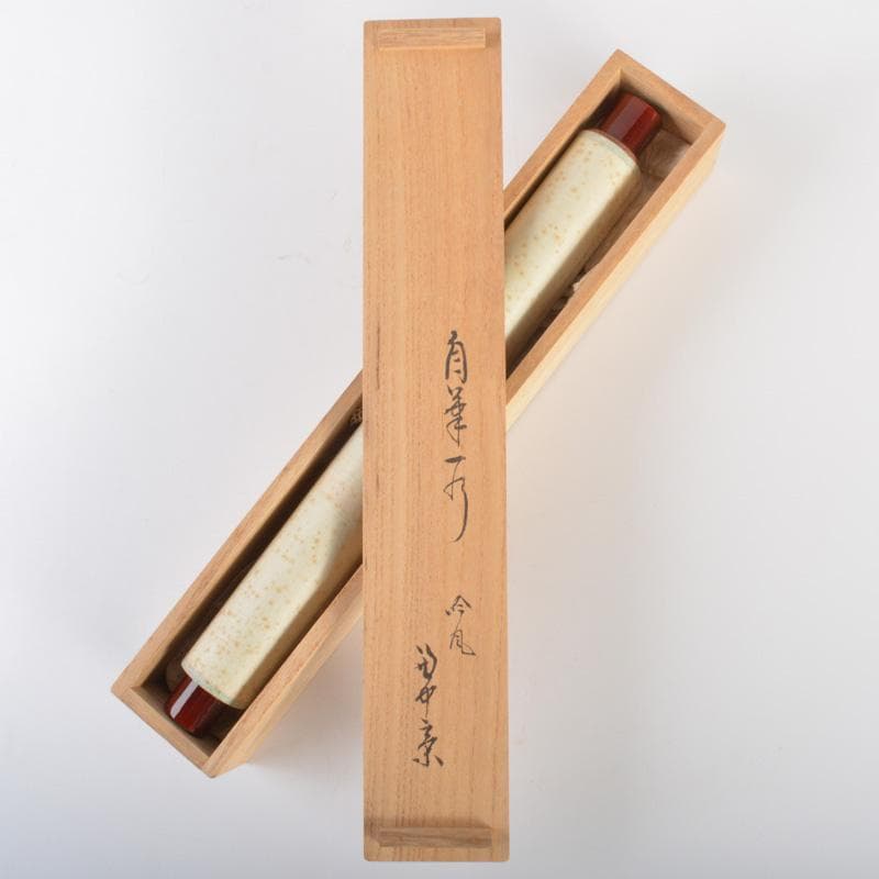 掛軸　堀内宗完(兼中斎)筆　一行書　「吟風一様松」　共箱　C　6128A