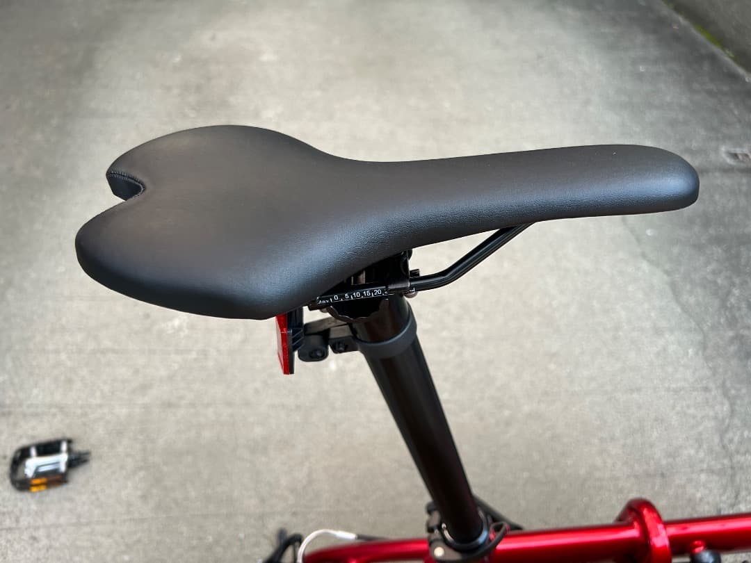 メルカリ撤退　ラスト　ルノーPLATINUM LIGHT6 メタレッド