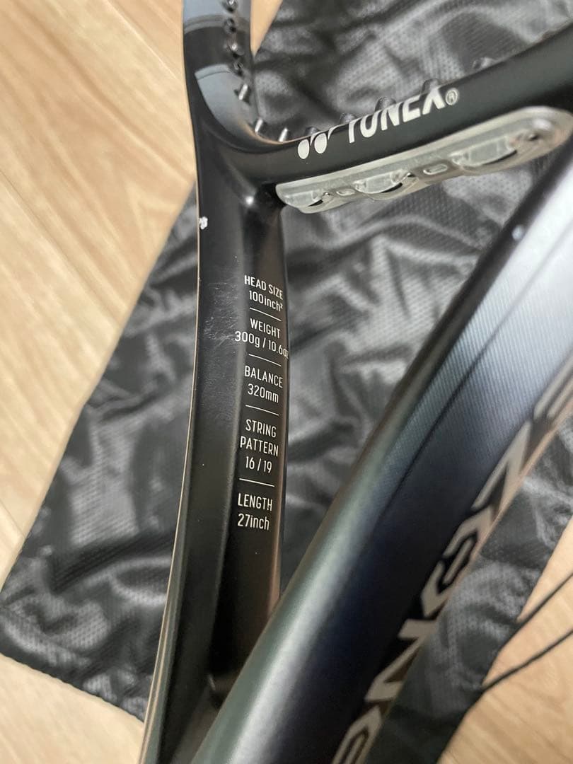 YONEX EZONE 100 G2 ブラック/グレー