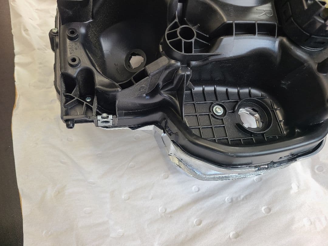 ハスラー MR92S ヘッドライト右