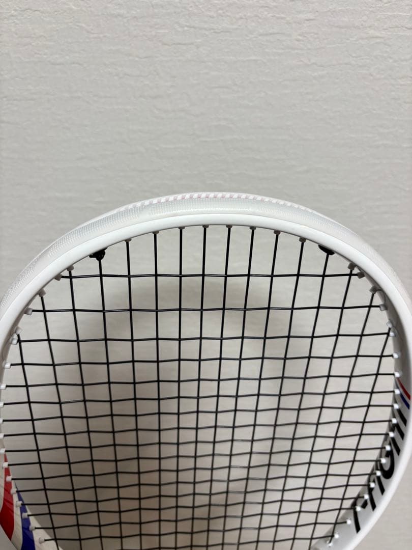 Tecnifibre T-FIGHT 300g テニスラケット