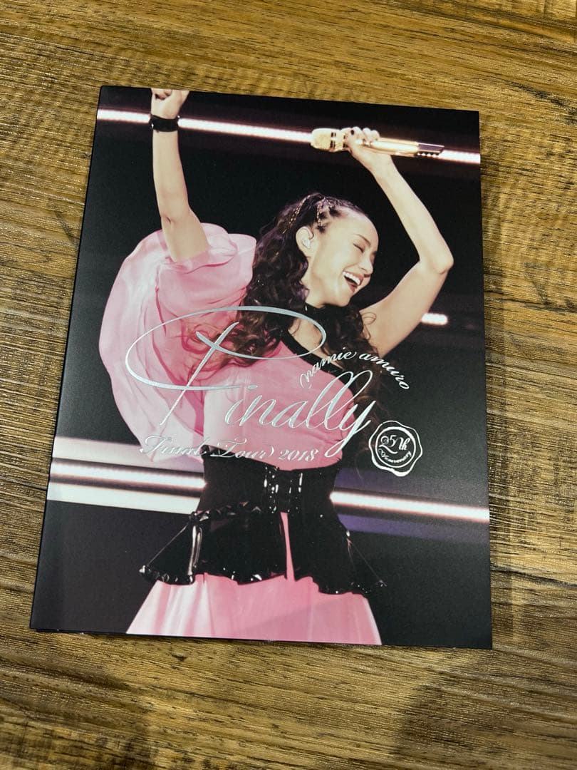 安室奈美恵グッズまとめ売り Final Space DVD 5枚セットと写真集