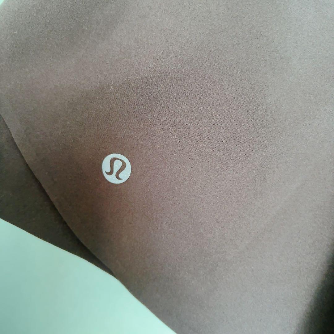 （美品）試着のみ ルルレモンショートパンツ　インナーパンツ付き